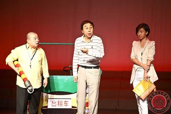 著名相声演员冯巩老师莅临北演