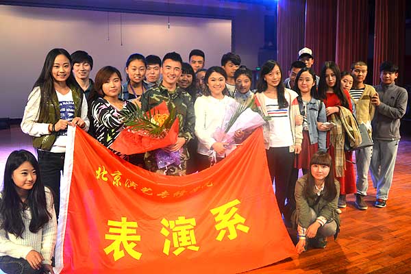 《猪班长的故事》荣获第四届大学生艺术展演专业组一等奖