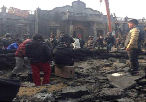 表演系学生在浙江影视基地实习