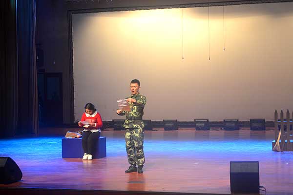 《猪班长的故事》荣获第四届大学生艺术展演专业组一等奖