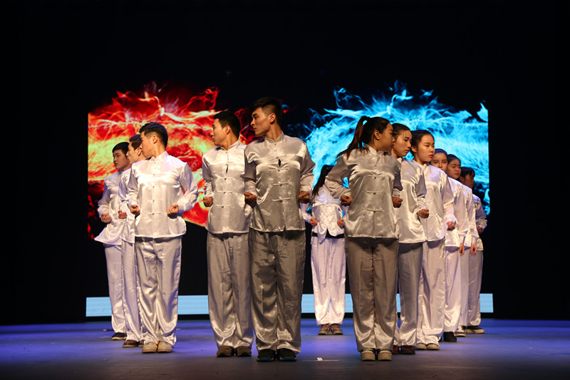 表演系2014级武术形体结业汇报在北演剧场上演