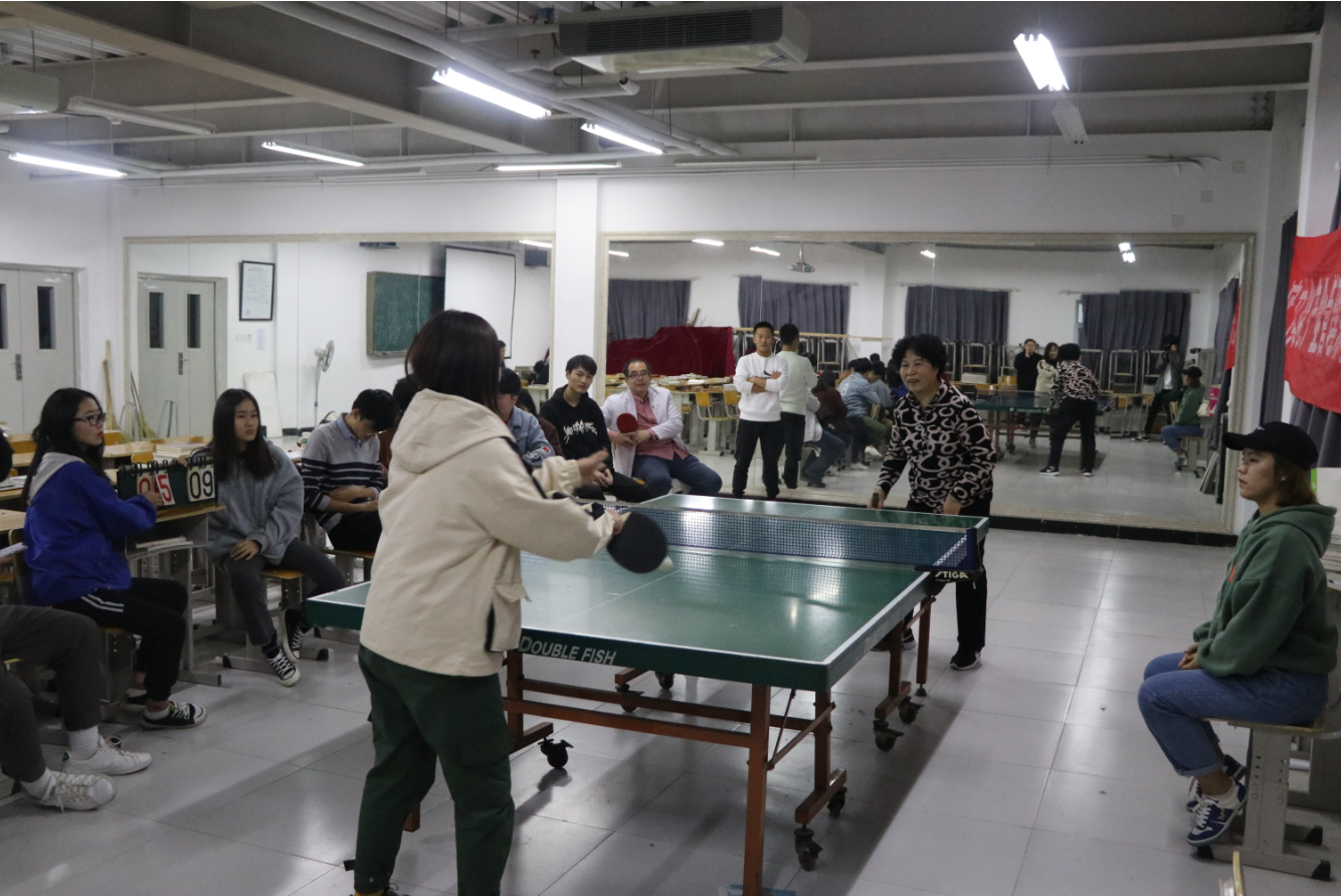 文化产业管理系成功举办师生乒乓球友谊赛
