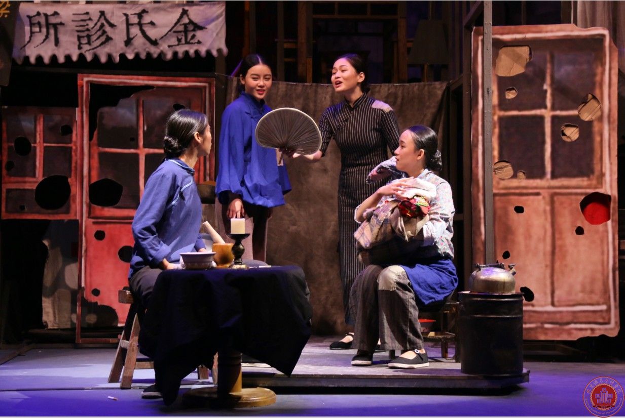 表演系毕业大戏《七十二家房客》震撼来袭
