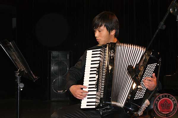 声乐与教育系钢琴和手风琴专业学生音乐会