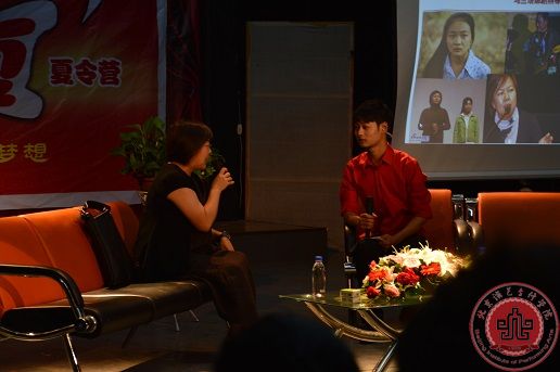 著名编剧、导演乌兰塔娜走进北京演艺专修学院