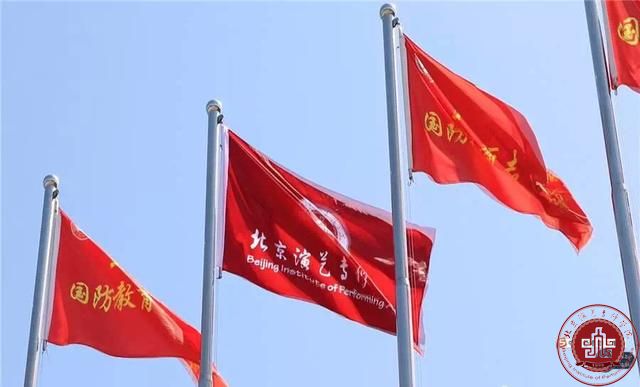 校领导看望慰问2017级军训师生