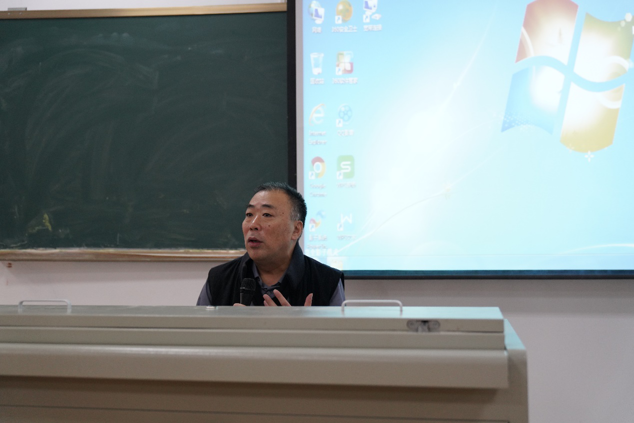 “一位导播的基本素养”编导系邀请张晓海老师举办讲座