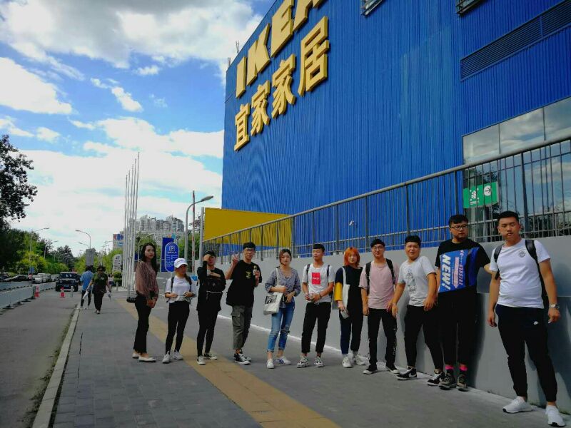 北京演艺专修学院艺术设计系师生赴企业参观学习