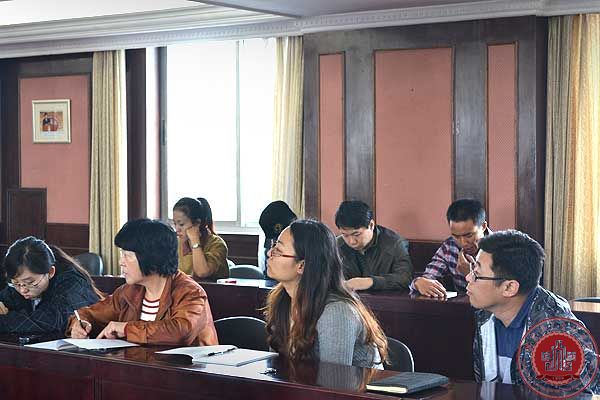 中共北京演艺专修学院支部委员会召开党员大会