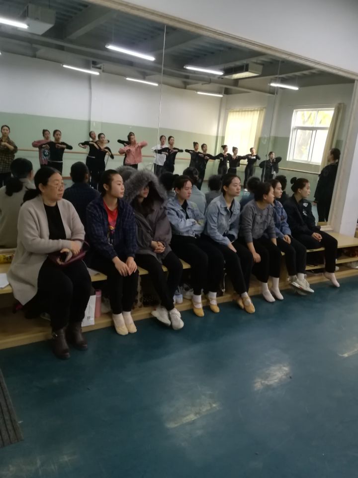 我院开展2018-2019学年第二学期期中教学检查工作