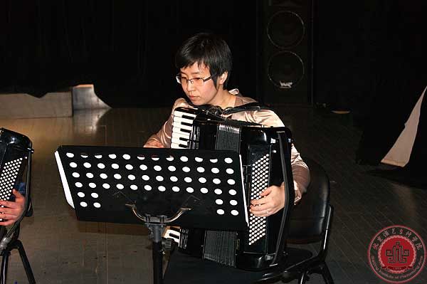 声乐与教育系钢琴和手风琴专业学生音乐会