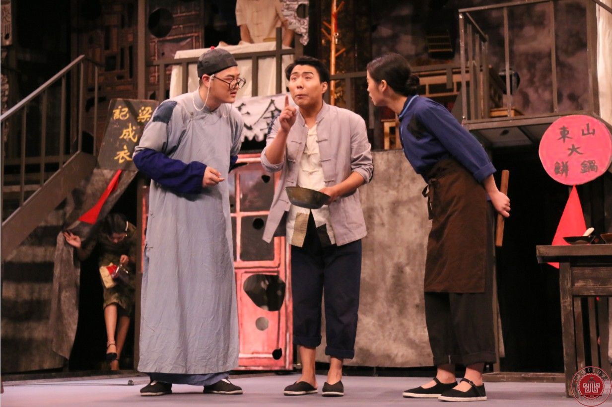 表演系毕业大戏《七十二家房客》震撼来袭