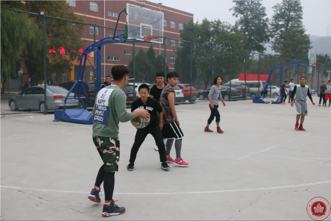 我院成功举办首届3V3学生篮球对抗赛