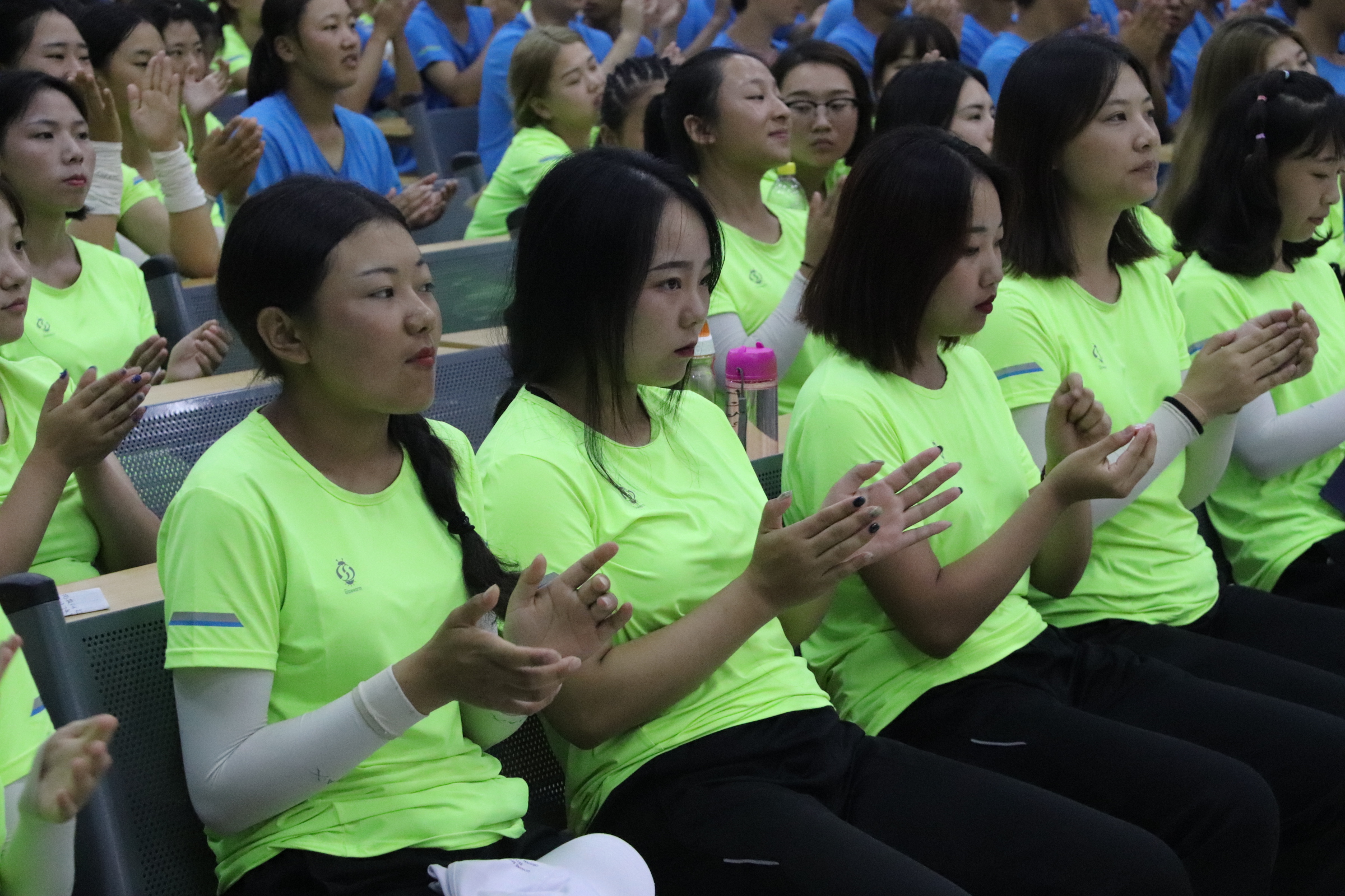 付林为北京演艺专修学院2018级新生分享音乐人生