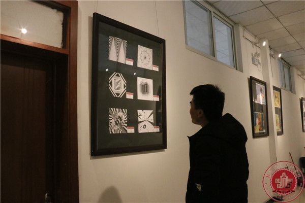 “艺术设计系16级期末作品展”在育馨楼隆重举行