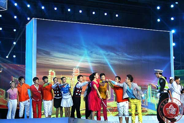 北演合唱团圆满完成央视“雷锋，我们的榜样”专题片节目