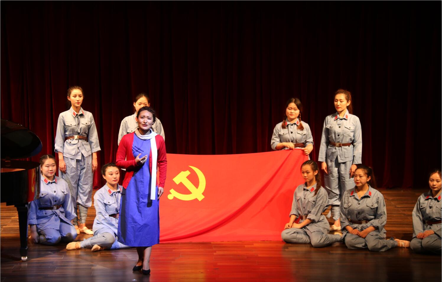 王琳声乐班“感恩的心，感谢有你”主题音乐会圆满落幕