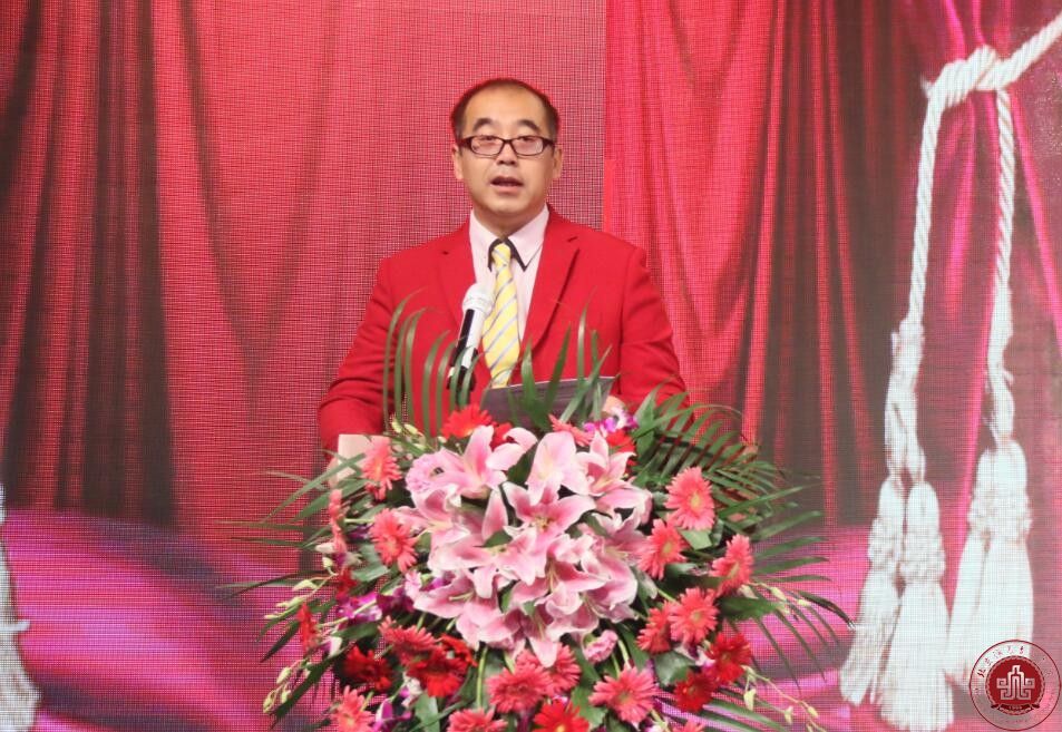 北京演艺专修学院隆重举行2017级新生开学典礼