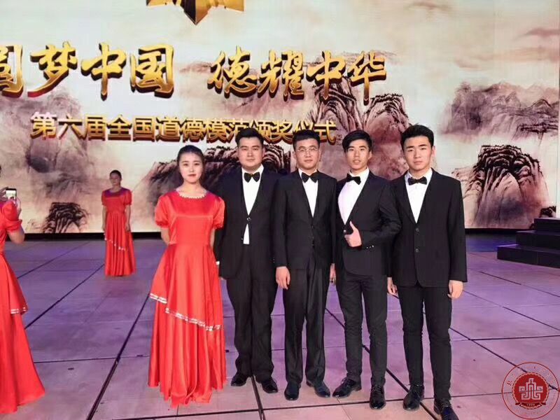 音乐系学生参加央视第六届道德模范颁奖仪式演出