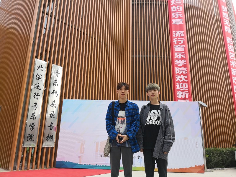 终于等到你:直击2018级第一批新生报到现场
