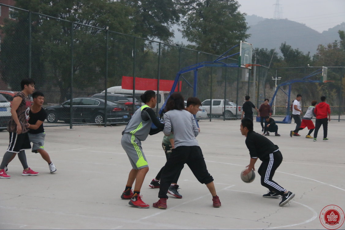 我院成功举办首届3V3学生篮球对抗赛