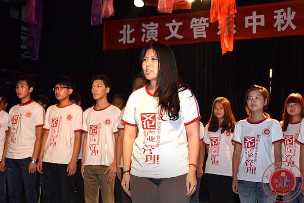 我院文化产业管理系中秋迎新联欢晚会圆满落幕