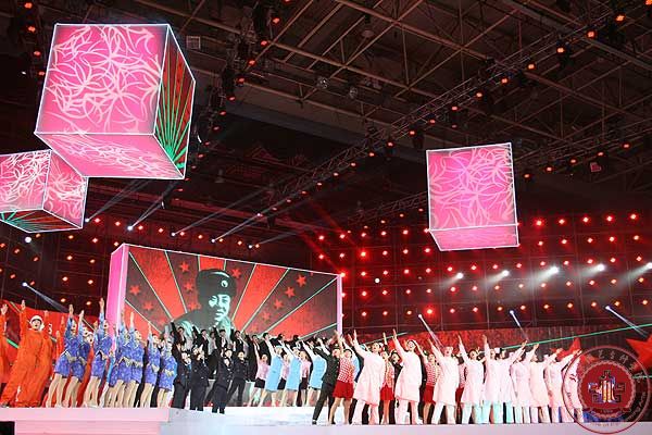 北演合唱团圆满完成央视“雷锋，我们的榜样”专题片节目