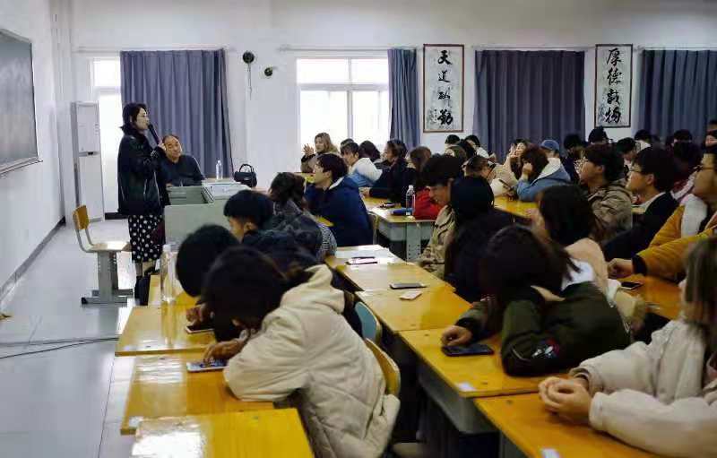 我院影视艺术系举办新老生交流学习会