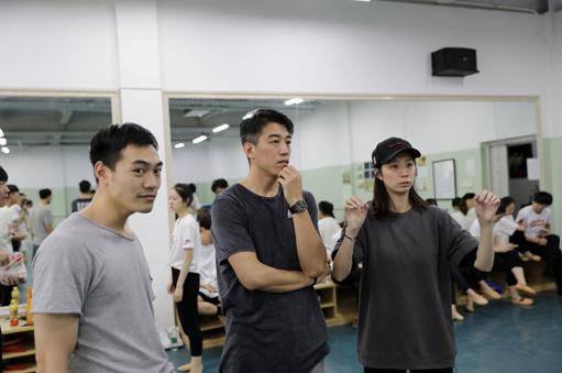 北平遇上中国舞｜舞剧《金蝉塑与糖人宝》排练纪实