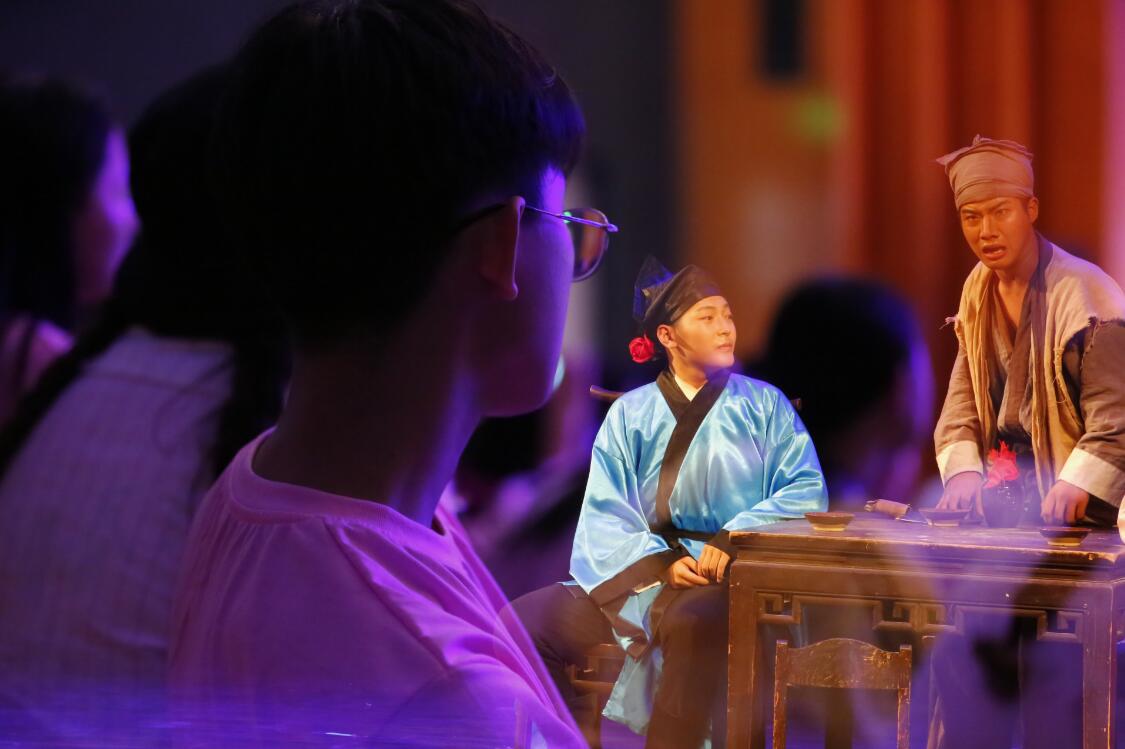 “玩艺夏”夏令营之三|勇登长城、欣赏经典话剧篇