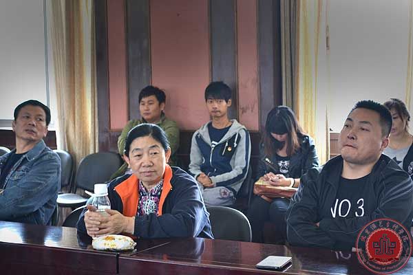 中共北京演艺专修学院支部委员会召开党员大会